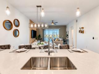 Dazzling Thematic 2BR with 2 Clubhouses - 7