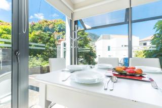 Solarium Villa by Atlantic Holiday - 4