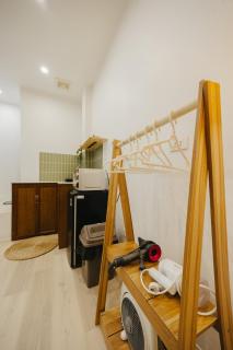 Train Str Citadel Nook Free Laundry - 4