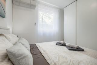 Summerhouse TIA - 6