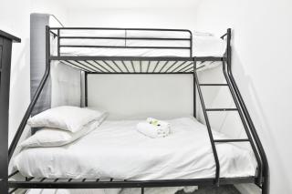 Roath City Suites - 9