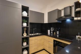 Modern 2BR with Balcony in Prime Miraflores - 3