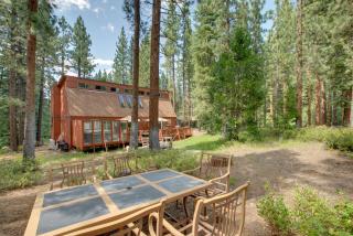 Near Heavenly & Lake Tahoe! Mountain Home, Hot Tub - 7