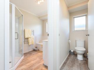 Modern Beach Break - Waihi Beach Holiday Home - 3