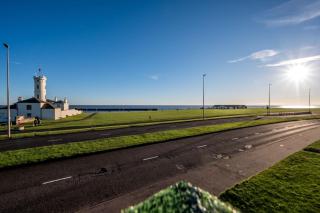 Sea Views Luxury Apartment Free Parking - Coast Ap - 1