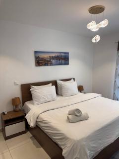 Executive Onebedroom at The Lennox - 9