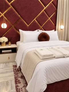Nigus House Akinloye Signature - 6