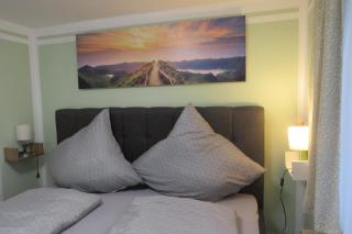 Große Ferienwohnung mit Terrassenzugang - 2