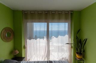 Spectacular Beach Apartment with a Pool - 6