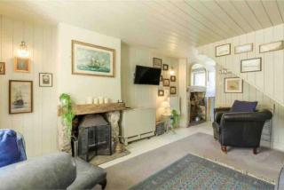 Cottage Sleeps 6 with Sea View and Patio - 3