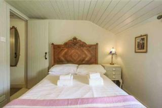 Cottage Sleeps 6 with Sea View and Patio - 2