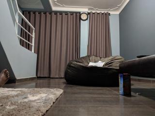 2 Bedroom Studio with Tea Estate & Expressway view - 8