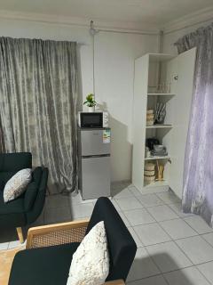 Kele Guesthouse - 1