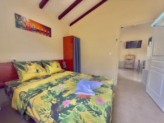 Bungalow Alpinia - Calme & Proche de Tout - 4
