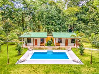 Haze Villa Tropical Retreat & Pool - 5
