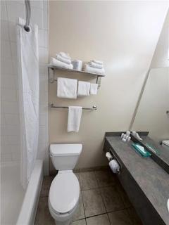 surestay by bestwestern,pinchercreek - 4