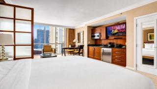 MGM Signature 11th Floor Studio Strip View No Resort Fee - 5