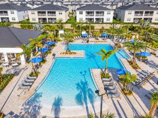 Fantastic 2BR Condo with Console & Waterpark - 9