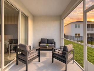 Fantastic 2BR Condo with Console & Waterpark - 2