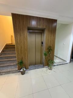 3-story chalet, fully furnished, 5 master bedrooms, large living room, swimming pool - 4