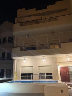 3-story chalet, fully furnished, 5 master bedrooms, large living room, swimming pool - 0