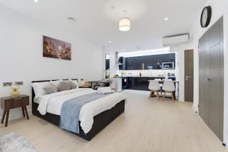 The Surbiton Suites by Charles - 3