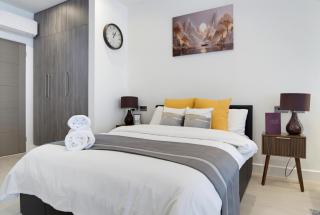The Surbiton Suites by Charles - 2