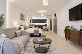 The Surbiton Suites by Charles - 1