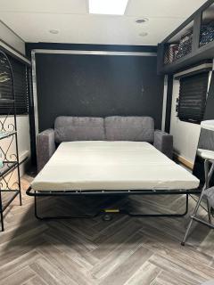 Spacious RV and Tiny house on horse farm - 0