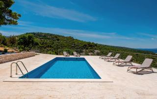 Villa Joy - 40 m2 heated pool, 35 000 m2 of land - 8