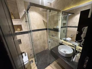 Marron Hotel 166 - 1