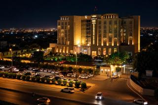 فندق قصر الخورنق - 0