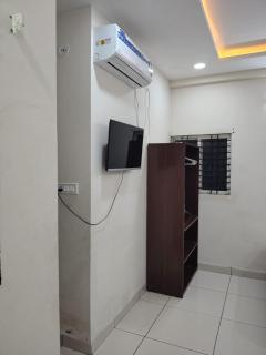 Hotel Bhasmaarti Inn - 1