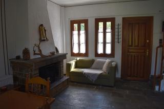 Aether Mainalo, a traditional house in Vytina - 8