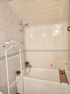 Cozy room close to Narvik centre & station - 3