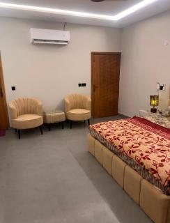 Private Guest house - 9