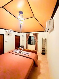 Phayam Coconut Beach Resort - 3