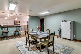 9 Mi to Clear Lake! Cozy Apartment - 9