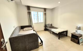 Beach star residency 2 - 4