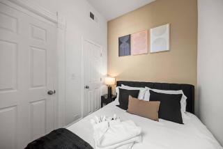 DT Wicker Deluxe Sleeps 6 2-Car Parking&Laundry - 0