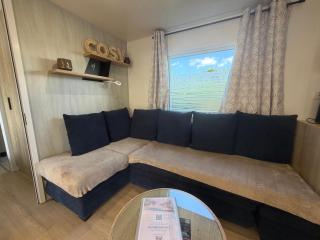 Les Charmettes Mobilhome Neuf 3 ch - 2 sdb climatisé - Terrasse Totalement Abritée - Locsweethome - 8