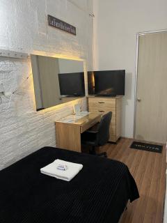 Habitación con baño privado cerca al aeropuerto! - 2