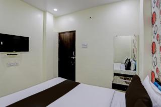Hotel O P S - 0