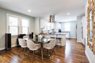 Elmwood Park Retreat Renovated 3 Bed 2 Bath DT - 8