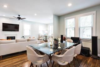 Elmwood Park Retreat Renovated 3 Bed 2 Bath DT - 7