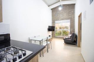 51 Close to Laureles, Metro and Restaurants - 6