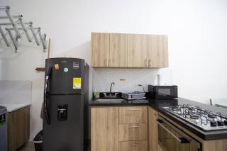 51 Close to Laureles, Metro and Restaurants - 3