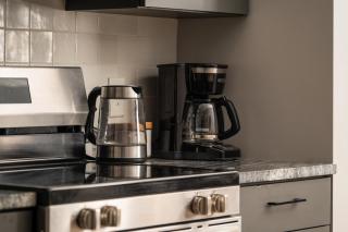 Stylish Duck Island Stay, Free Parking, Gym - 1