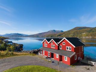 Sea House with Stunning view at the Gateway to Lofoten - 0
