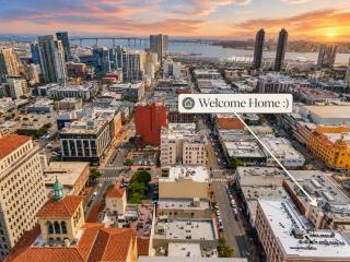 Modern Downtown Stay Near Top Attractions - 6